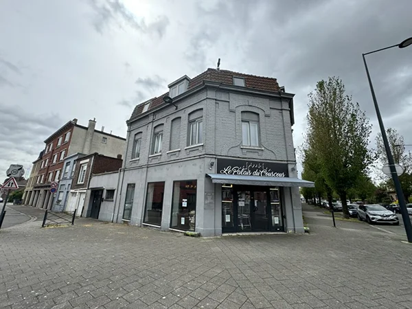 Immeuble à usage de commerce et d’habitation à ROUBAIX, 1 boulevard du Cateau